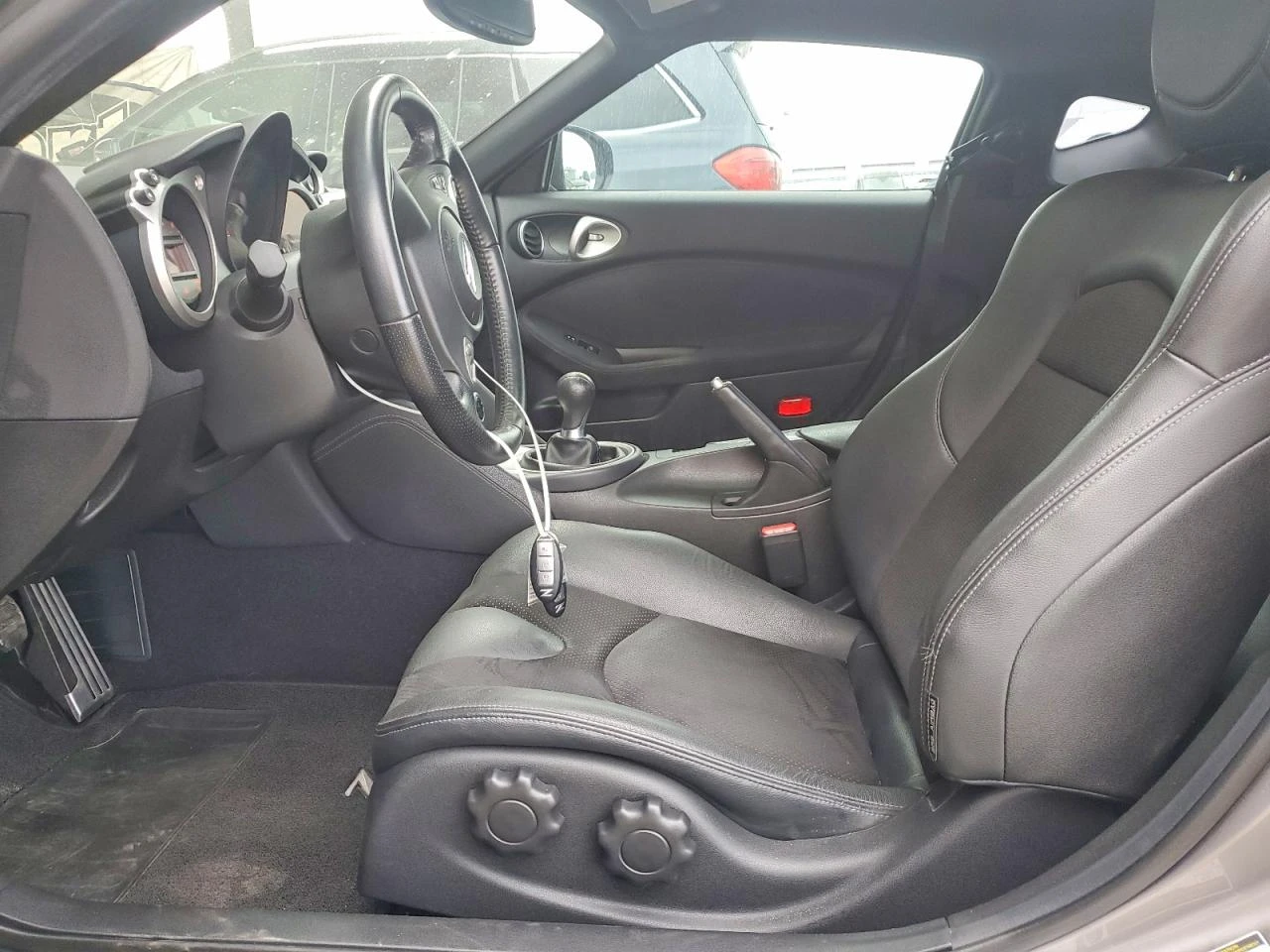 Nissan 370Z 3.7l Base, снимка 7 - Автомобили и джипове - 55246263