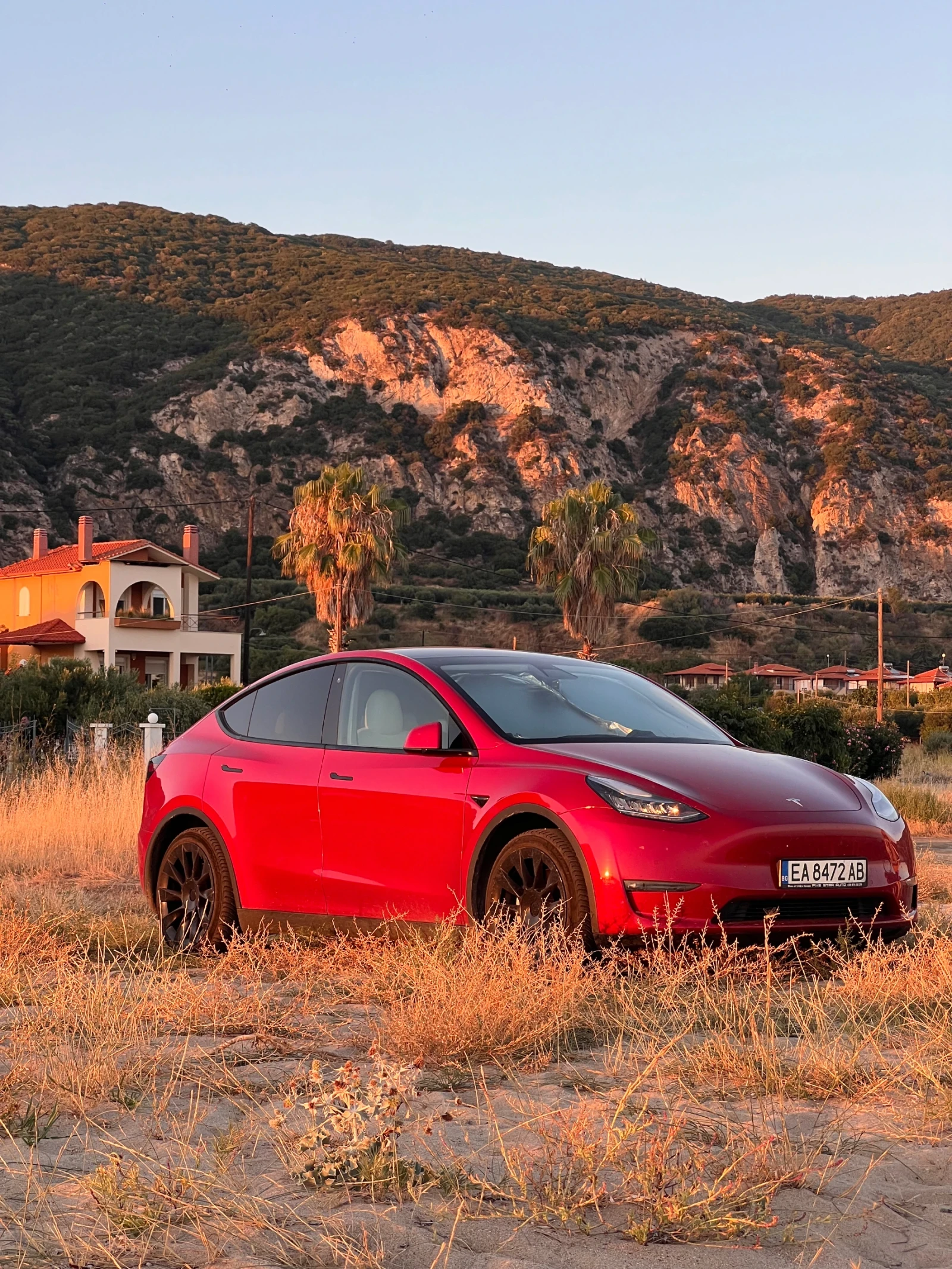 Tesla Model Y Long Range AWD