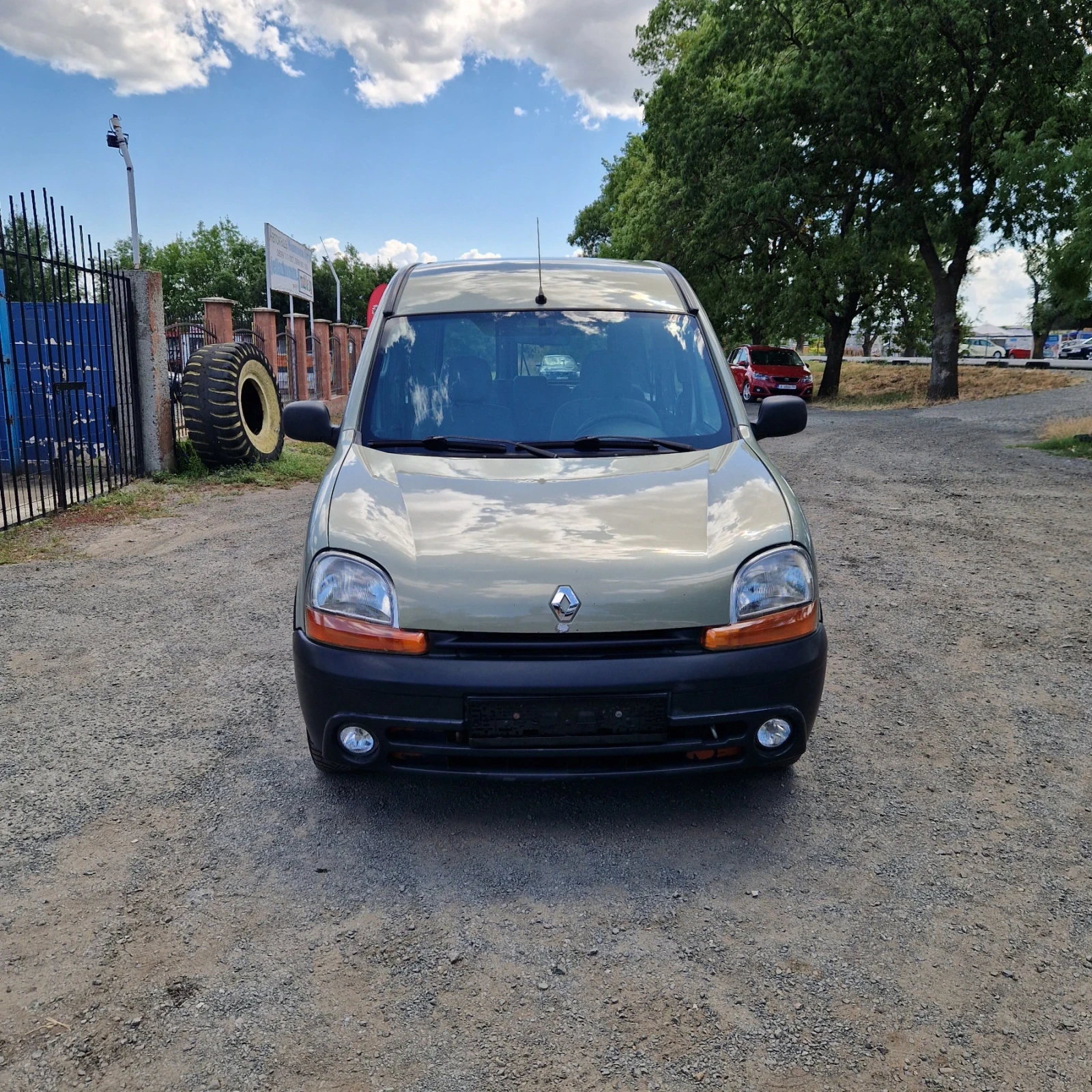 Renault Kangoo 1.9DTI Климатик , снимка 2 - Автомобили и джипове - 55665620