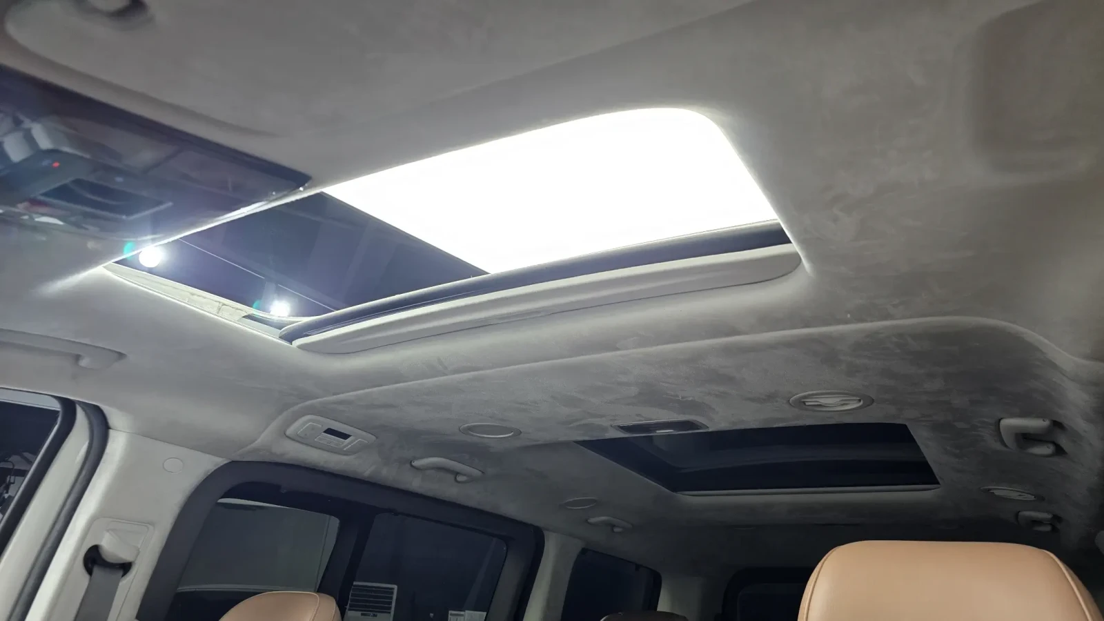 Hyundai Staria ЛУКС. ИЗПЛ. | ПОДГРЕВИ, ОБДУХ. | ЕЛ. СТЕПЕНКИ| 360, снимка 16 - Автомобили и джипове - 56086473