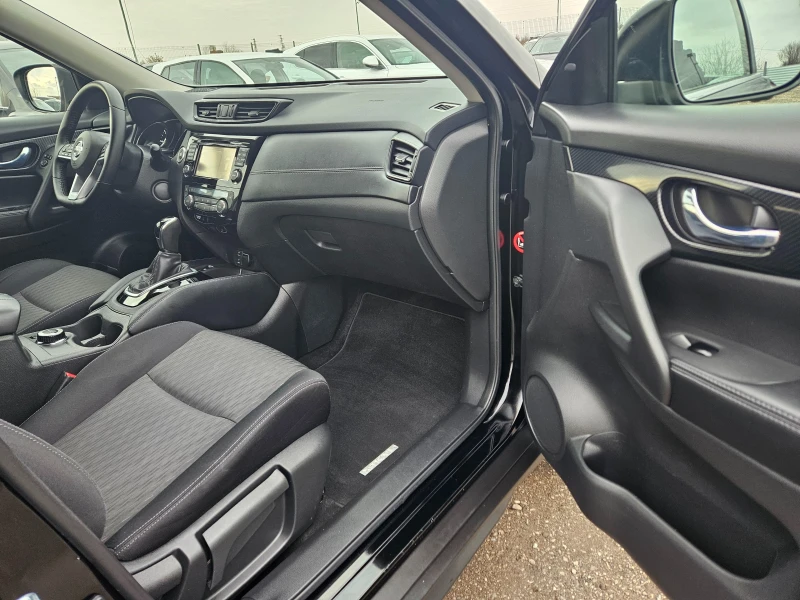 Nissan X-trail 2.0 D-4x4, FACE, Keyless-go, Нави, Камера360, снимка 9 - Автомобили и джипове - 48226311