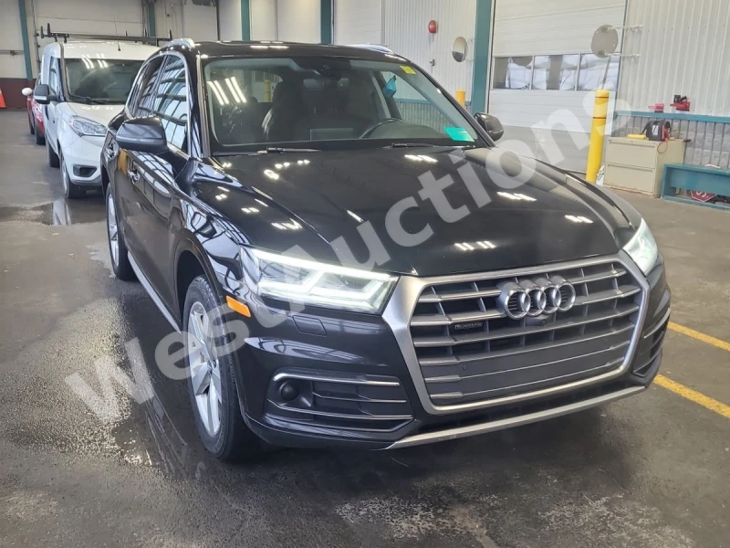 Audi Q5, снимка 1 - Автомобили и джипове - 48396381