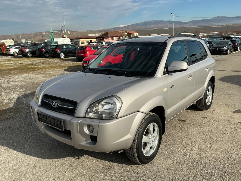 Hyundai Tucson 2.0 I, снимка 3 - Автомобили и джипове - 48833159