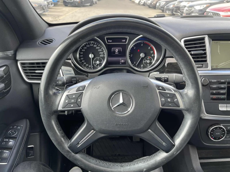 Mercedes-Benz ML 350 Bluetech* 360* двойна панорама* подгрев, снимка 9 - Автомобили и джипове - 52317913