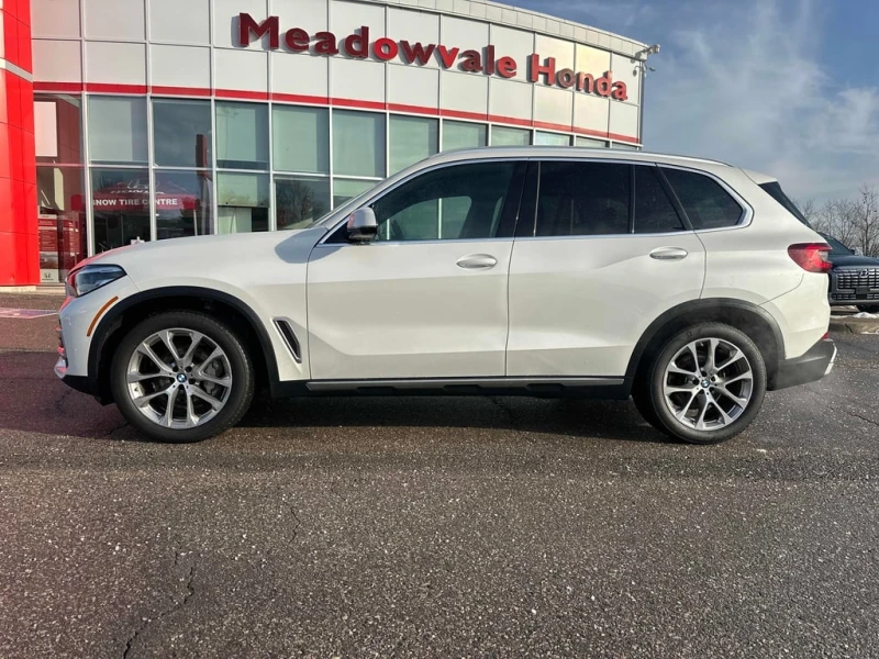 BMW X5 * xDrive40i * CARFAX * БЕЗ ПЪРВОНАЧАЛНА ВНОСКА, снимка 2 - Автомобили и джипове - 52865714
