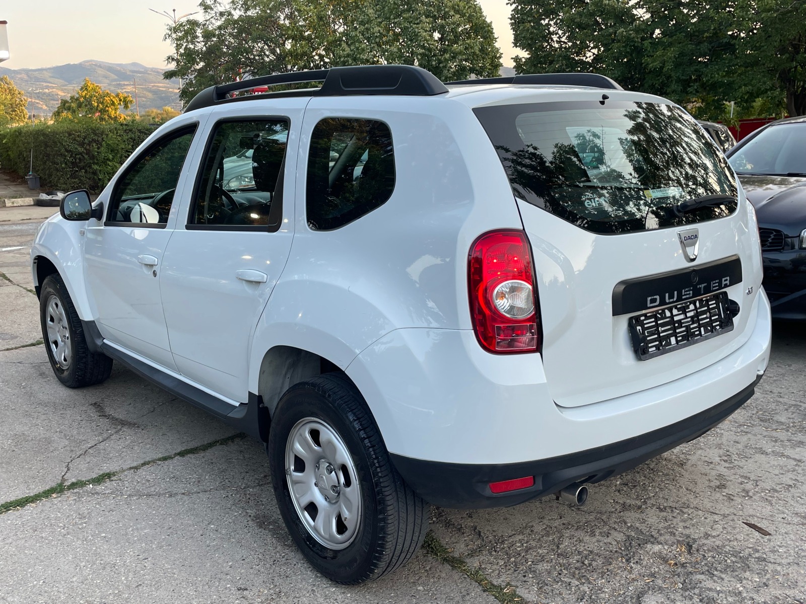 Dacia Duster 1.5DCI КЛИМАТИК - изображение 4