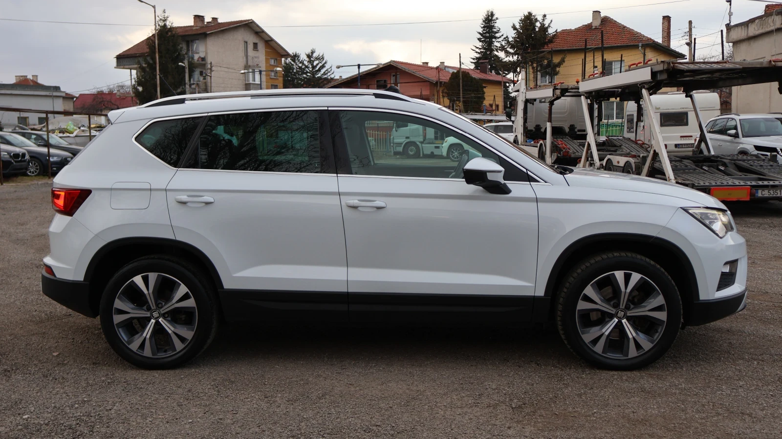 Seat Ateca 2.0 TDI 190 К.С. Xcellence 4x4 KEYLESSGO ДИСТРОНИК - изображение 4