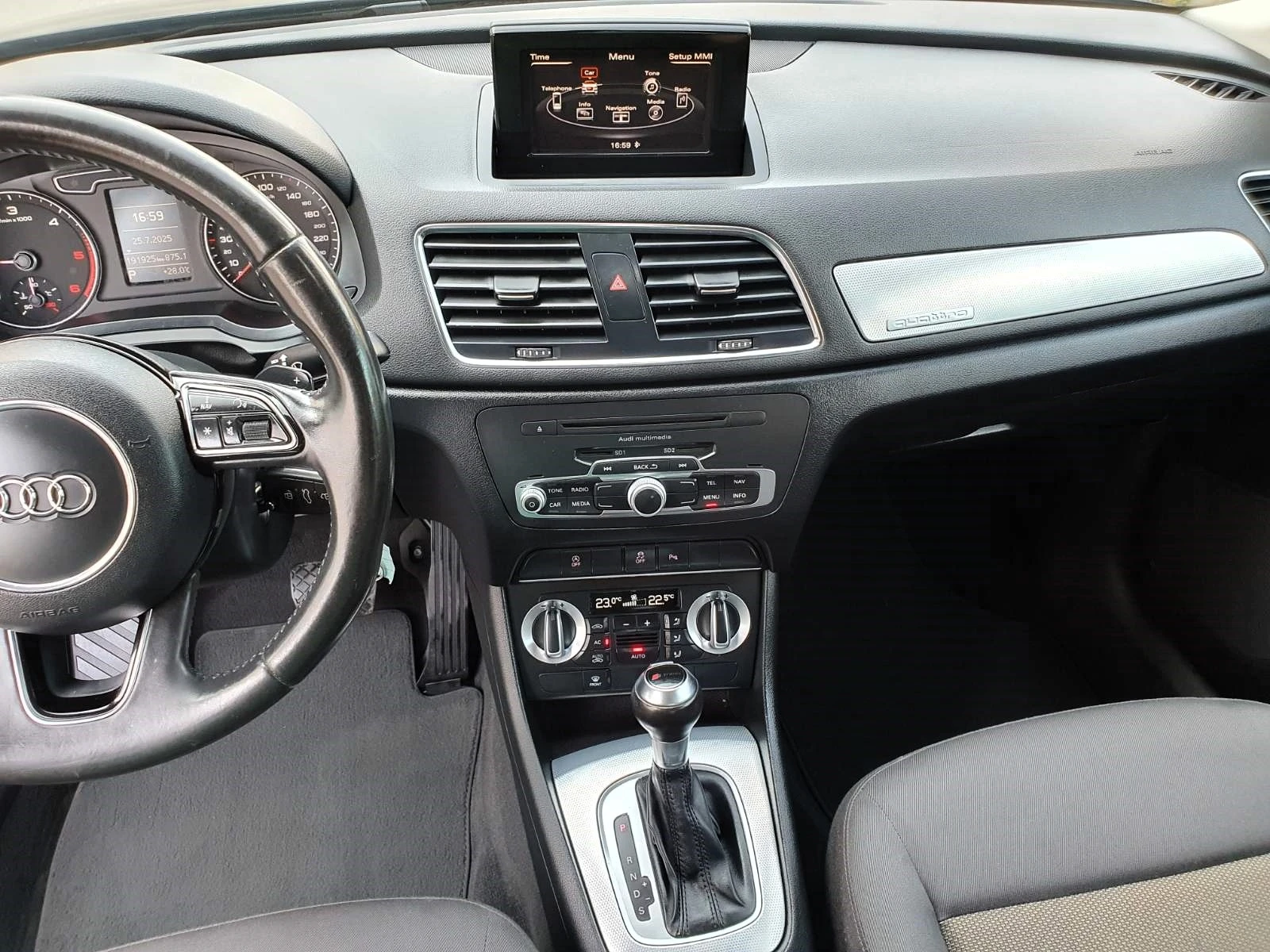 Audi Q3 2.0TDI /Quattro/177/S-tronic - изображение 9