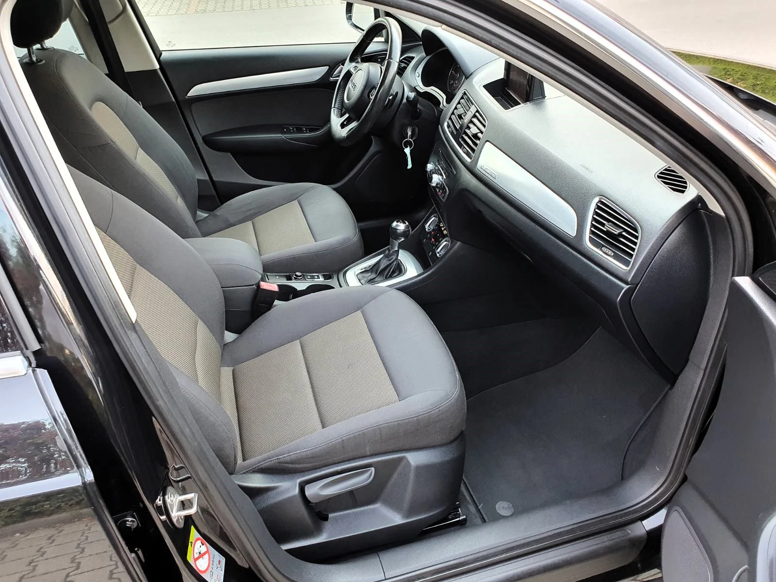 Audi Q3 2.0TDI /Quattro/177/S-tronic - изображение 10