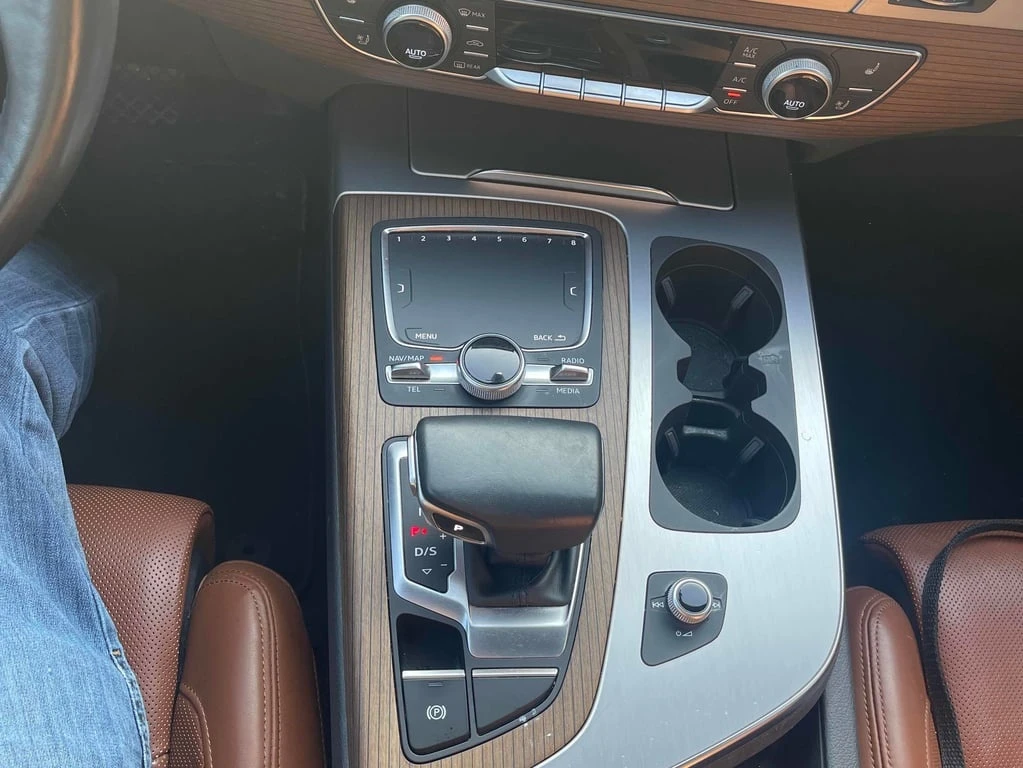 Audi Q7 * Technik * CARFAX * ЦЕНА ДО БГ - изображение 10