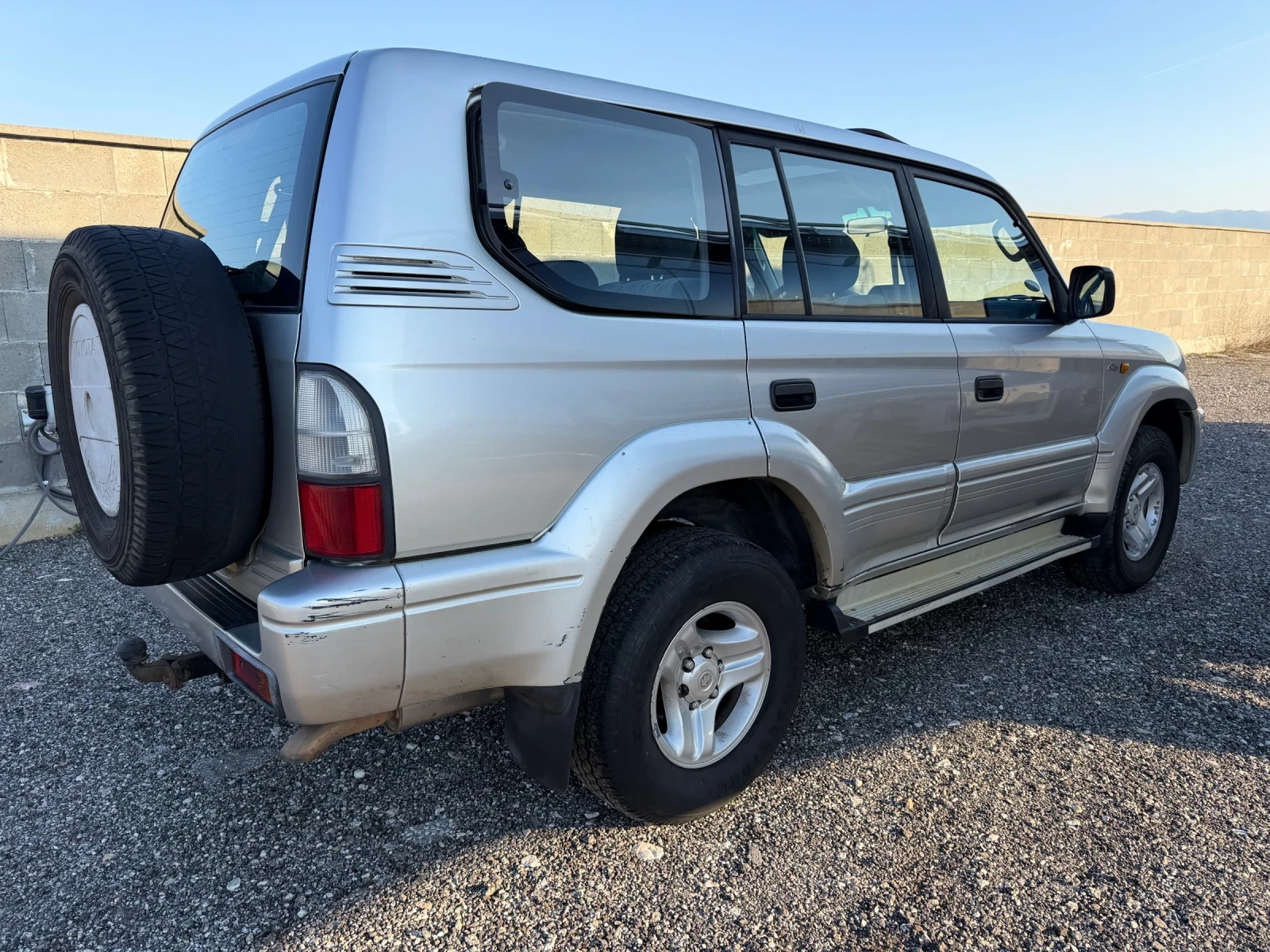 Toyota Land cruiser 3.0 D-4D, снимка 3 - Автомобили и джипове - 53738779