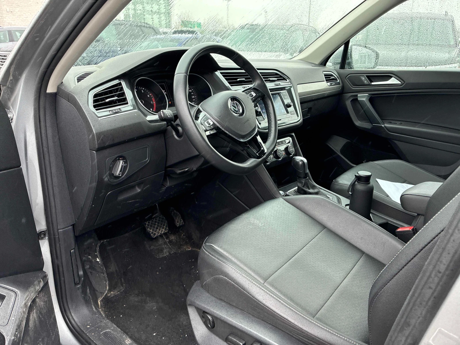 VW Tiguan 4MOTION * * CARFAX * * АВТО КРЕДИТ * * , снимка 10 - Автомобили и джипове - 54222286