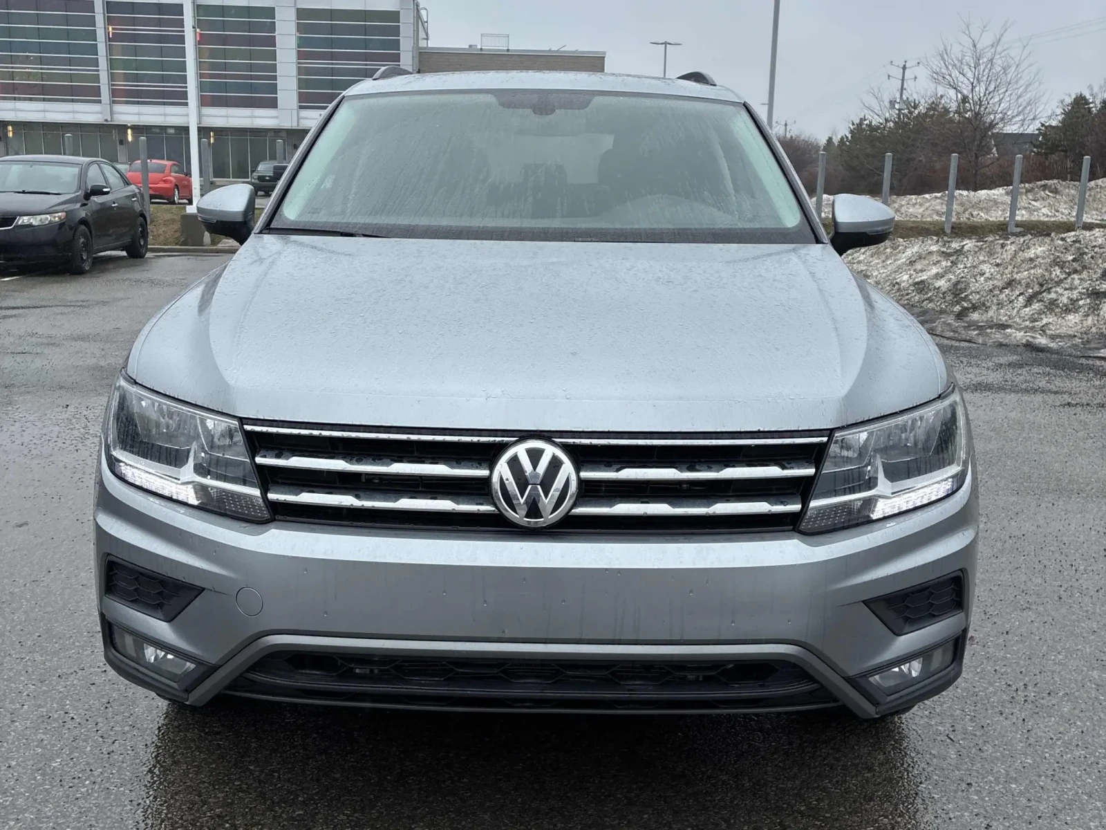 VW Tiguan 4MOTION * * CARFAX * * АВТО КРЕДИТ * * , снимка 2 - Автомобили и джипове - 54222286