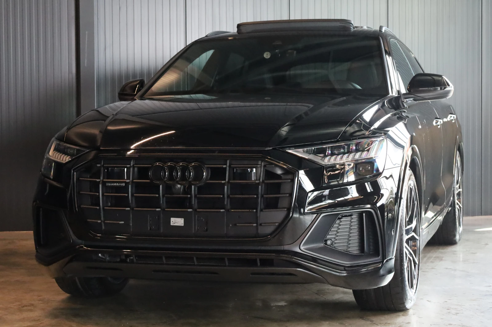 Audi Q8 3XS-LINE* RS* HD MATRIX LIGHTS* PANO* 360* B&O* , снимка 4 - Автомобили и джипове - 54748983