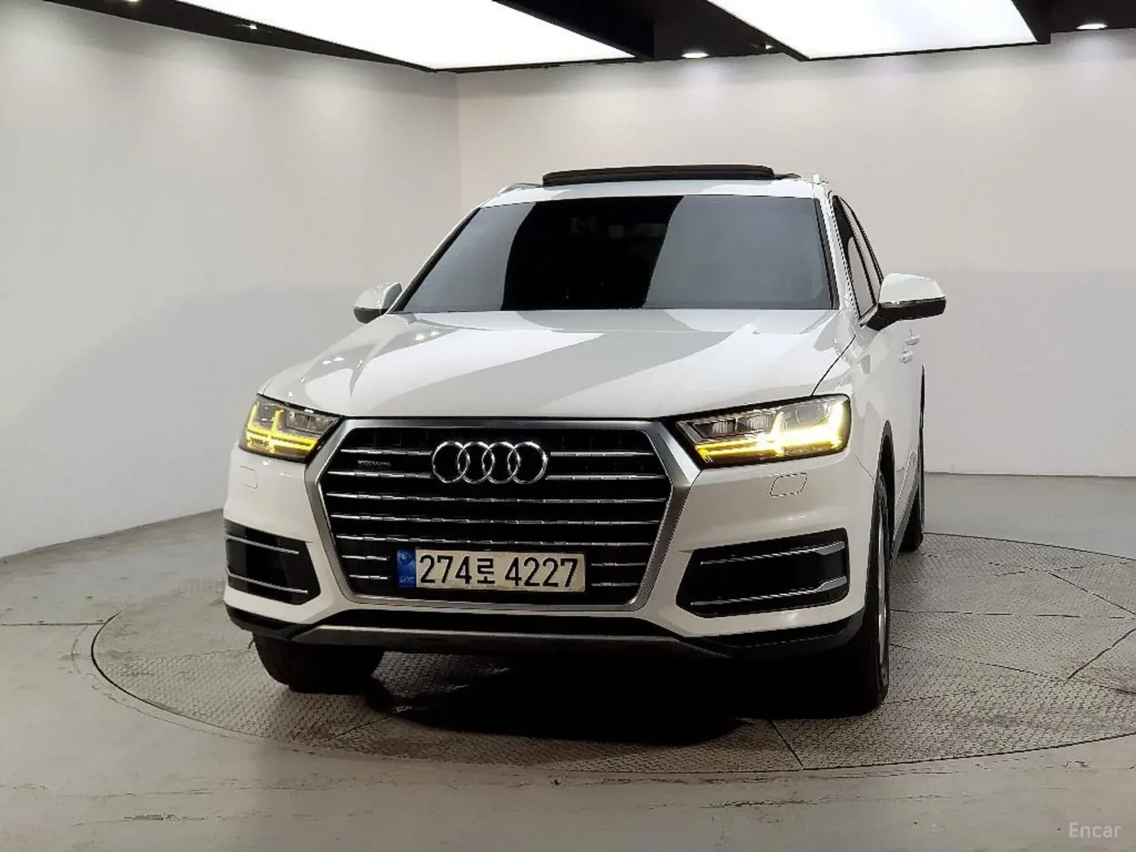 Audi Q7 3.0 TDI V6 / CARFAX, снимка 2 - Автомобили и джипове - 54779258