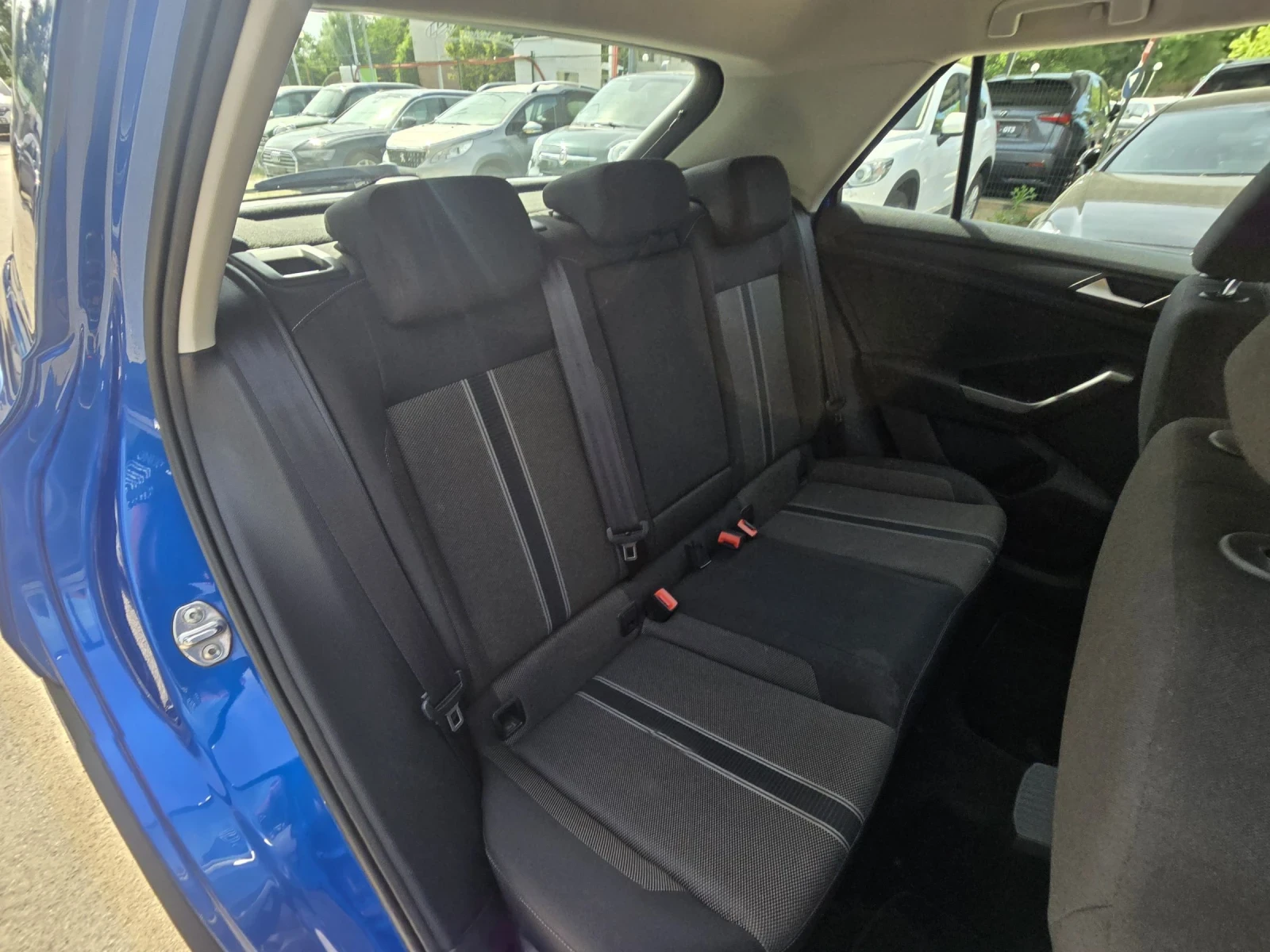 VW T-Roc 2.0TDI 150к.с STYLE 4MOTION DSG, снимка 14 - Автомобили и джипове - 54823067
