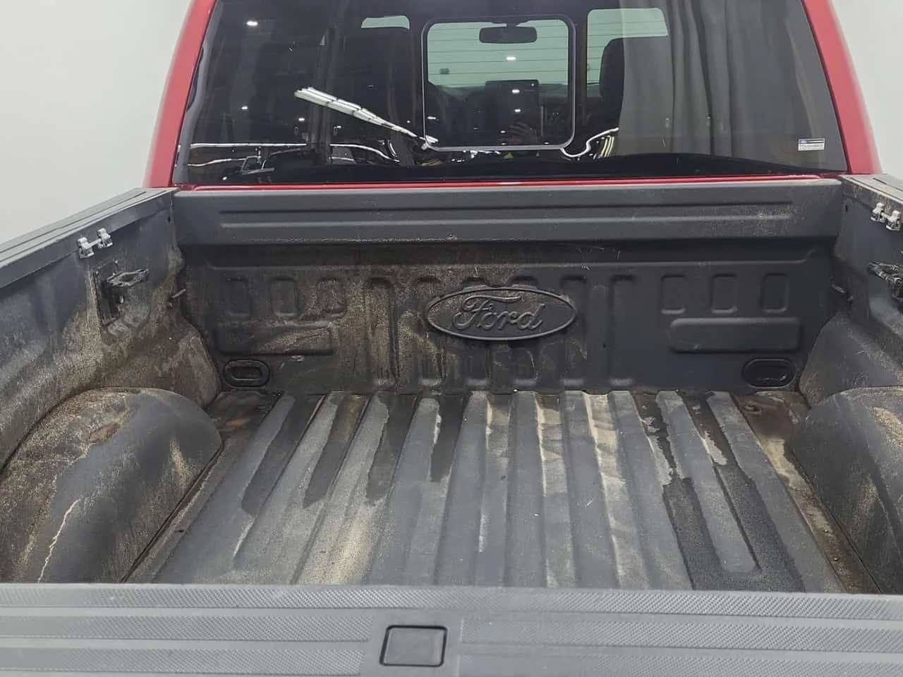 Ford F150 LARIAT CREW CAB SHORT BED  CARFAX, снимка 14 - Автомобили и джипове - 55101209