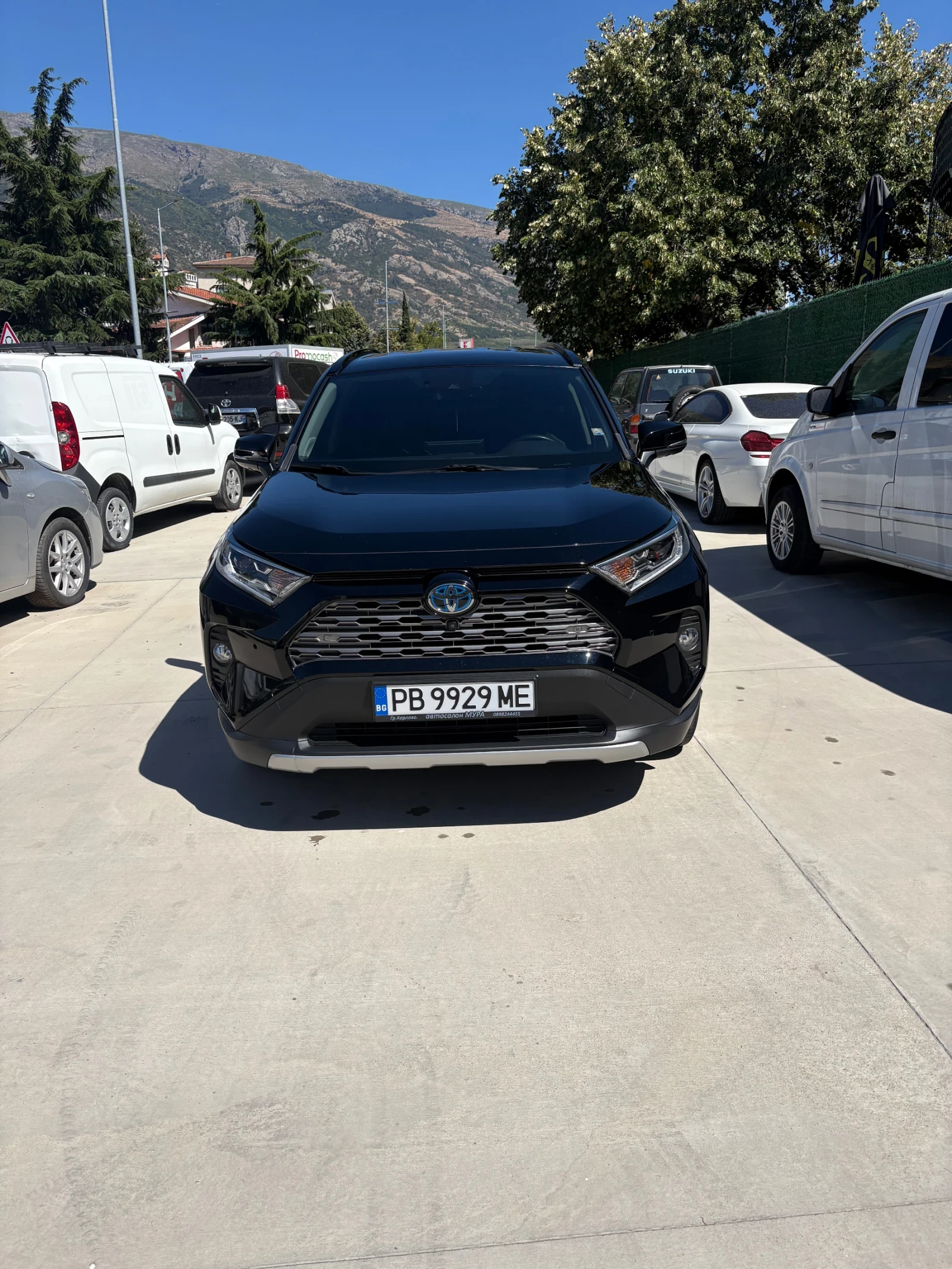 Toyota Rav4 HYBRID ГАРАНЦИЯ