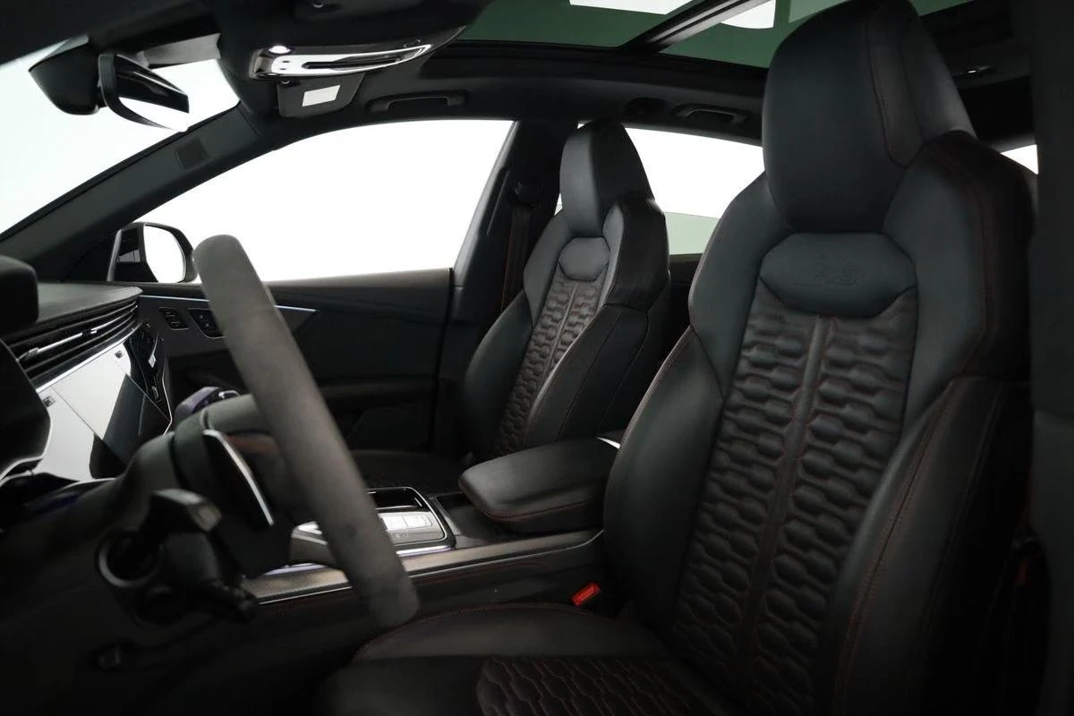 Audi RSQ8 PERFORMANCE / CERAMIC / BLACK OPTIC / MATRIX/ PANO, снимка 6 - Автомобили и джипове - 56020420