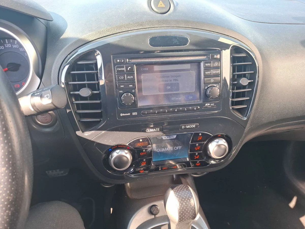 Nissan Juke 1.6 Tekna 4x4* ВНОС САМО СРЕЩУ 30%, снимка 8 - Автомобили и джипове - 56208423