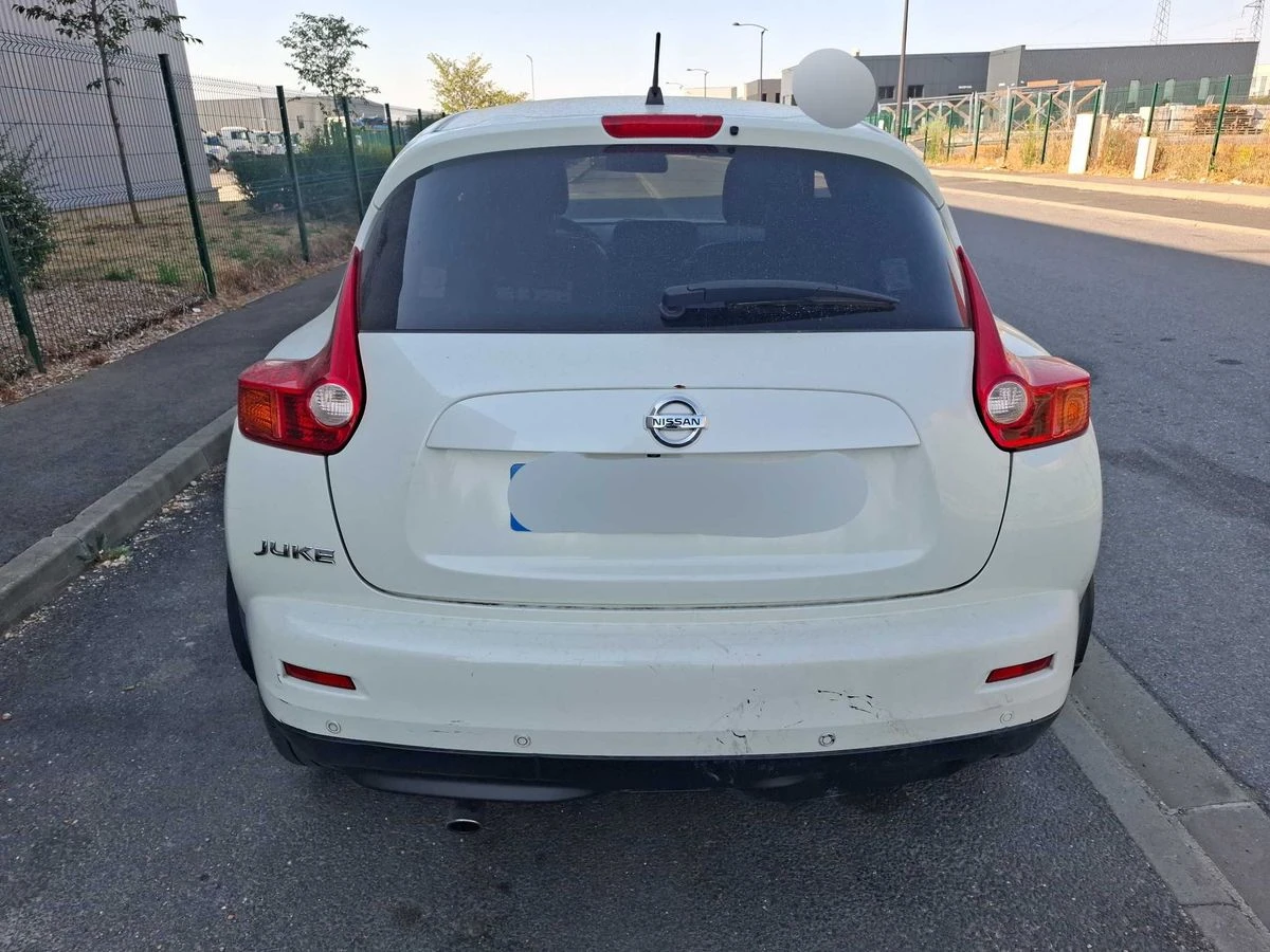 Nissan Juke 1.6 Tekna 4x4* ВНОС САМО СРЕЩУ 30%, снимка 4 - Автомобили и джипове - 56208423