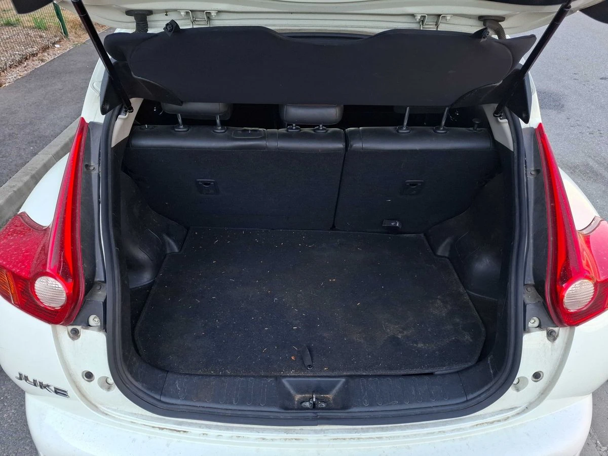 Nissan Juke 1.6 Tekna 4x4* ВНОС САМО СРЕЩУ 30%, снимка 11 - Автомобили и джипове - 56208423