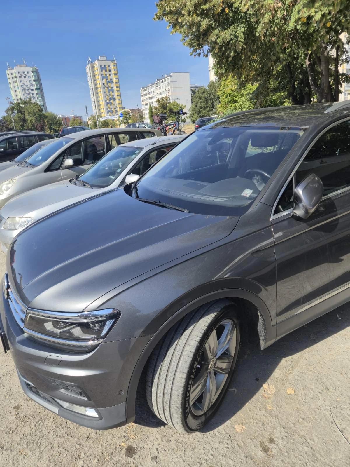 VW Tiguan, снимка 6 - Автомобили и джипове - 56440341