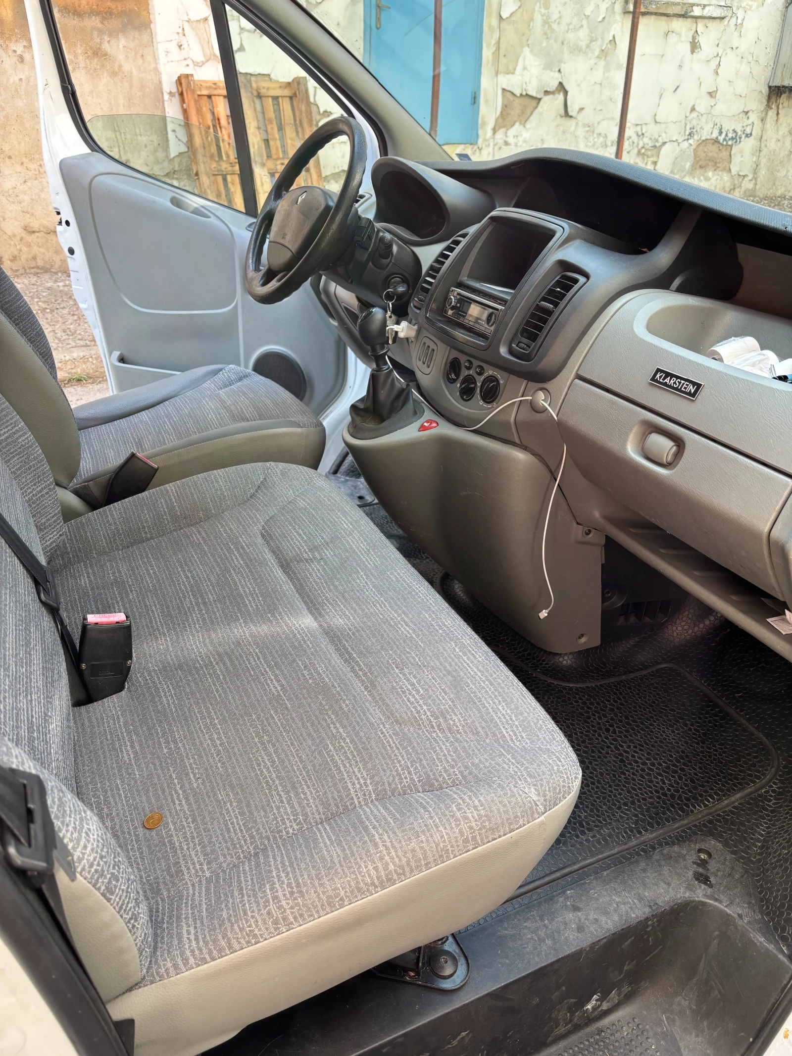Renault Trafic  - изображение 7