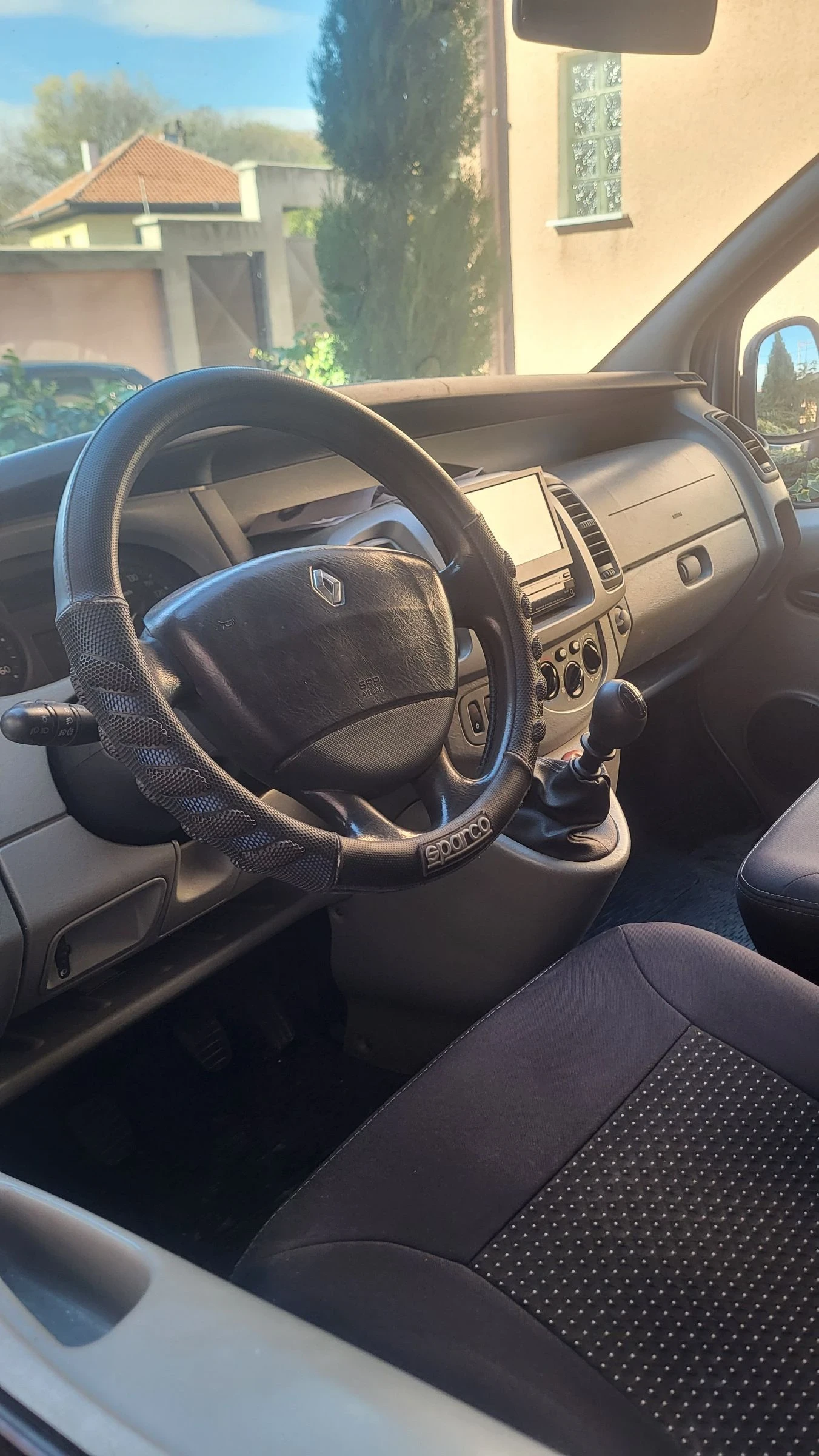 Renault Trafic  - изображение 7