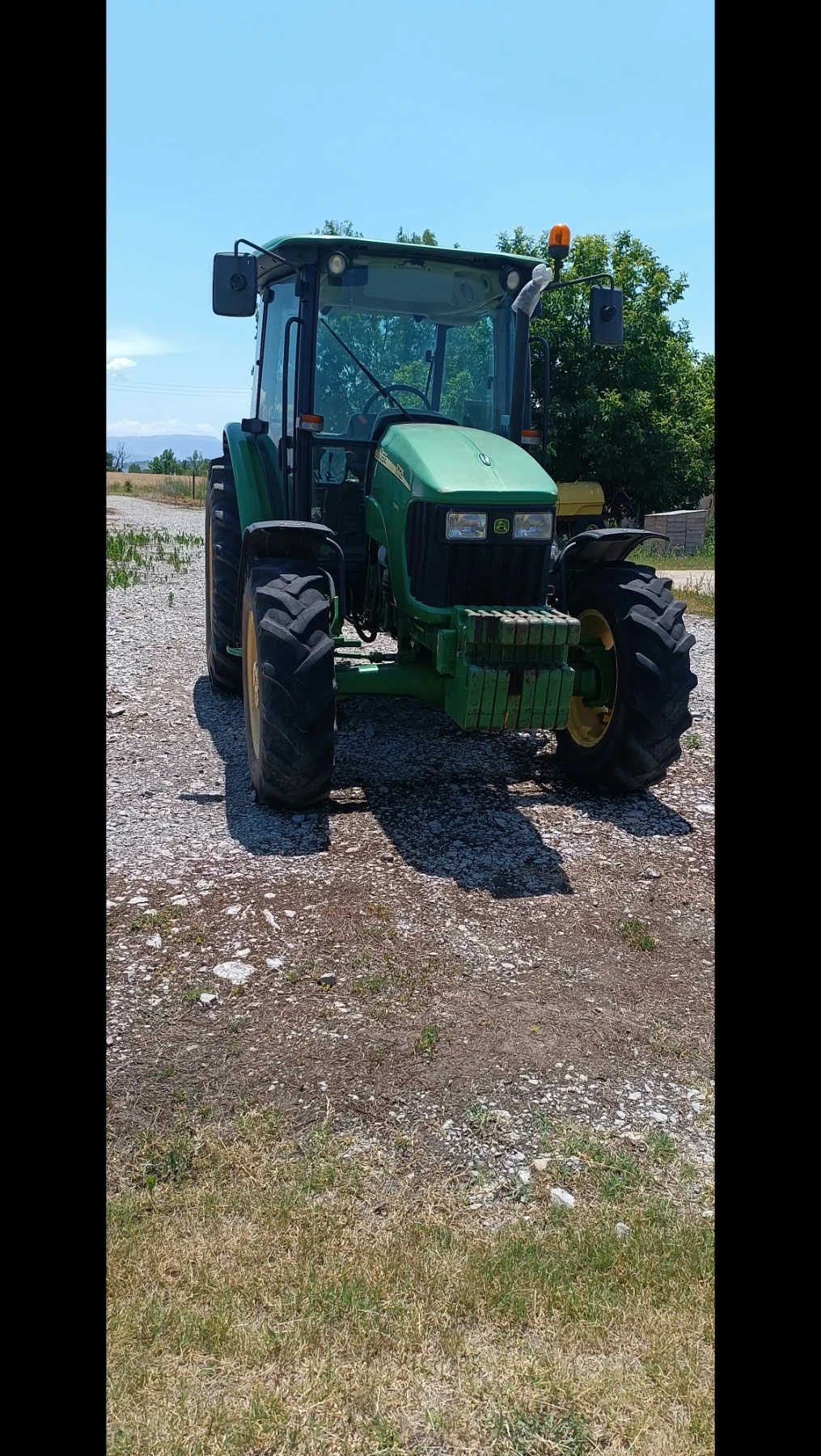 Трактор John Deere