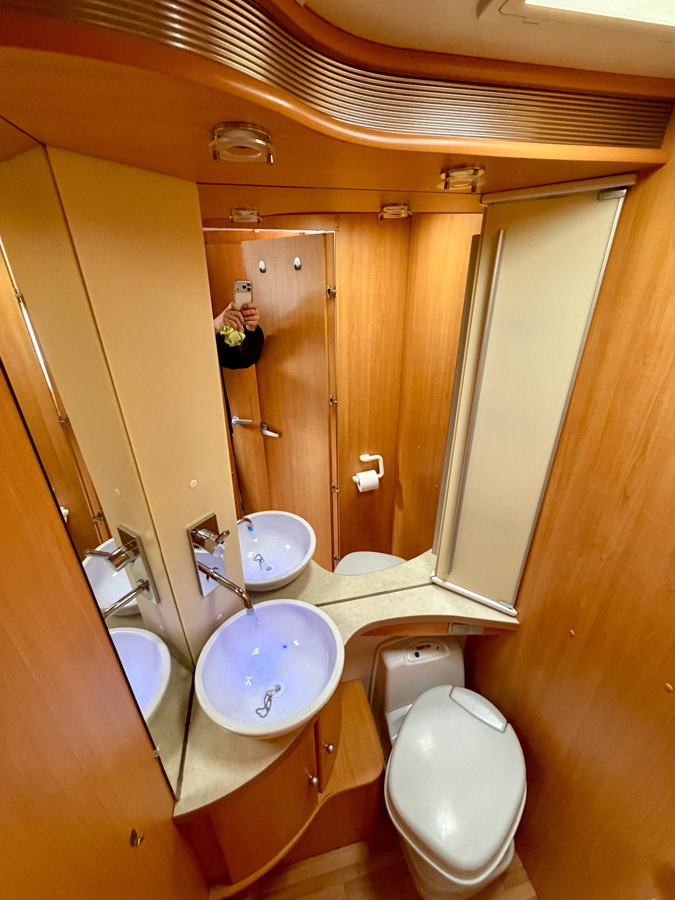 ������ LMC Liberty TI 692 | Mobile.bg � ����������� 12