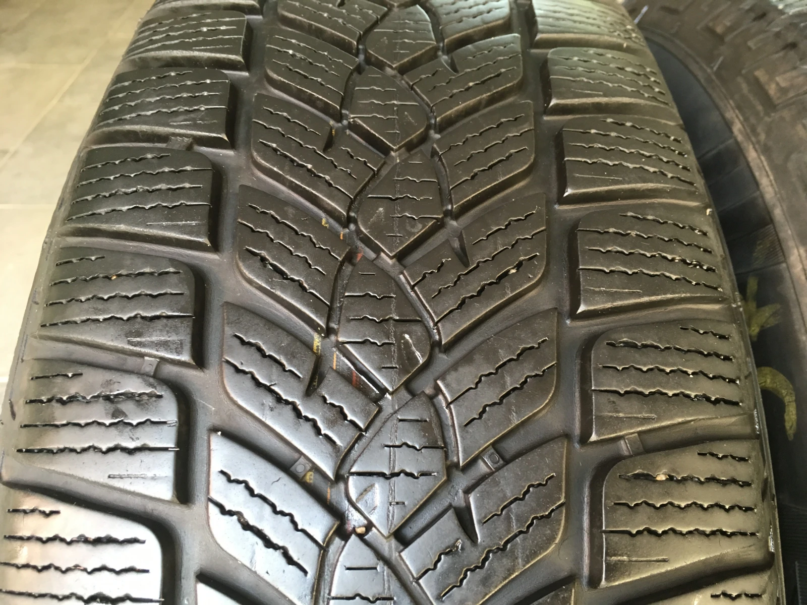 ���� � ������ 215/70R16 �� Mitsubishi Outlander | Mobile.bg � ����������� 10