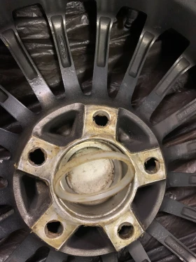 Гуми с джанти Fulda 215/70R16, снимка 4 - Гуми и джанти - 52656397