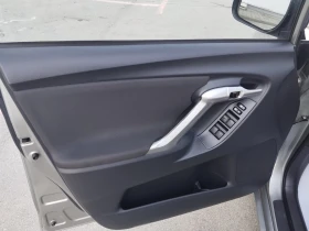 Toyota Corolla verso 2.0D4D, снимка 7