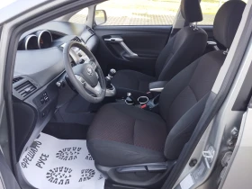 Toyota Corolla verso 2.0D4D, снимка 6