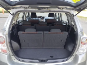 Toyota Corolla verso 2.0D4D, снимка 13