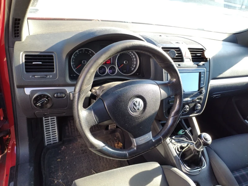 VW Golf 2.0 GTI 200, снимка 5 - Автомобили и джипове - 48516294