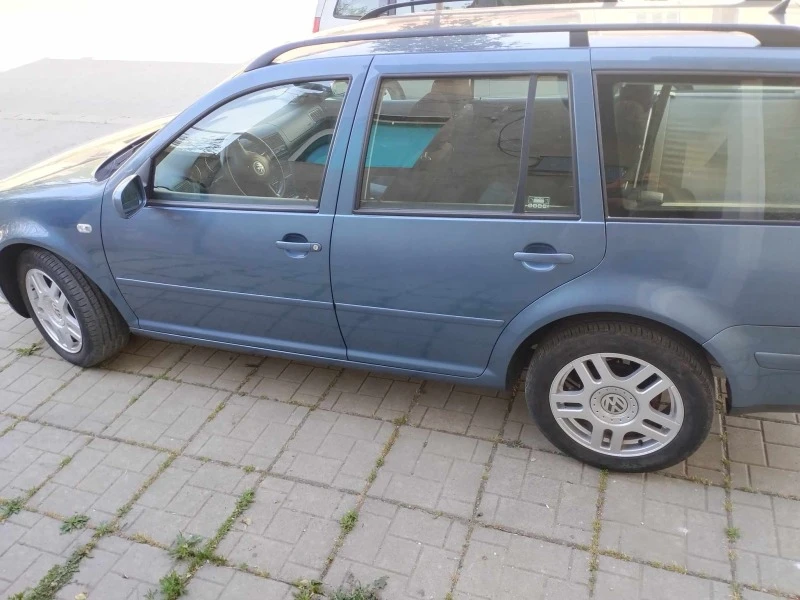 VW Golf 1.6, снимка 3 - Автомобили и джипове - 47021157