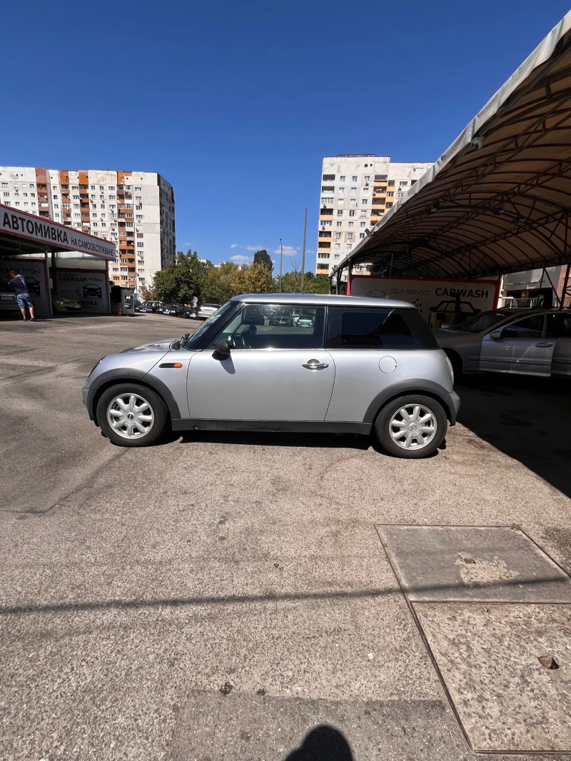 Mini Cooper 1.6, снимка 2 - Автомобили и джипове - 46912379