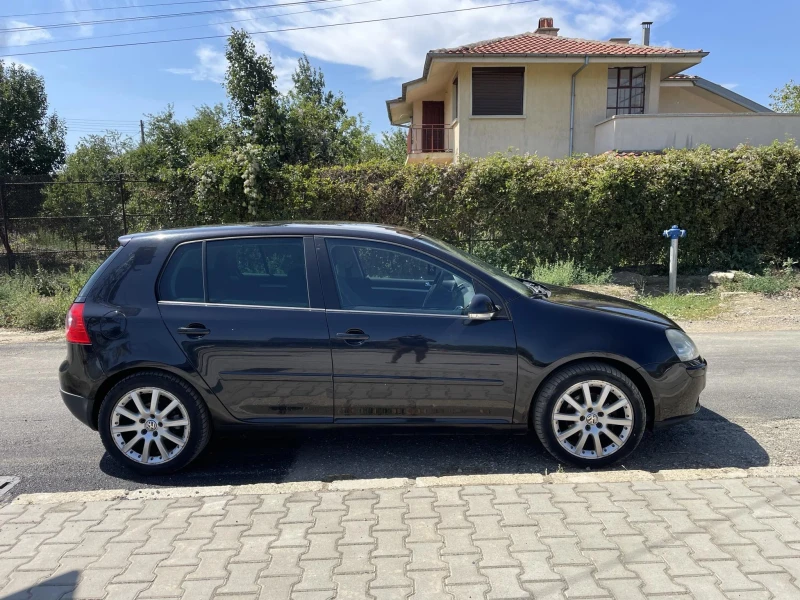 VW Golf, снимка 4 - Автомобили и джипове - 47507823