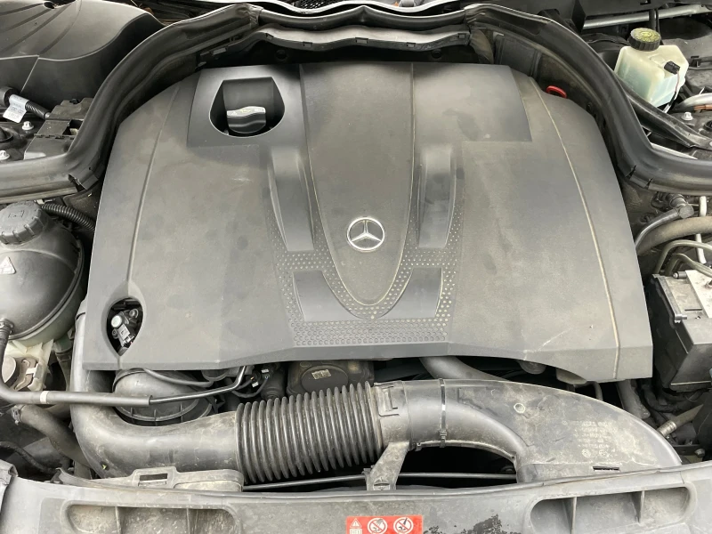 Mercedes-Benz C 220 646/AVANTGARDE/Bi-xenon/Кожа/Подгрев, снимка 15 - Автомобили и джипове - 48786912