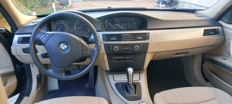 BMW 320, снимка 9 - Автомобили и джипове - 49143983