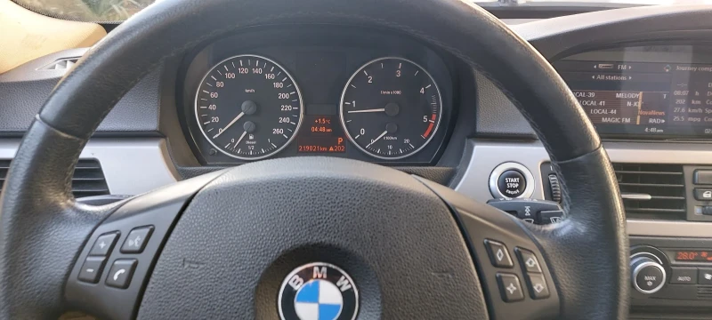 BMW 320, снимка 10 - Автомобили и джипове - 49143983