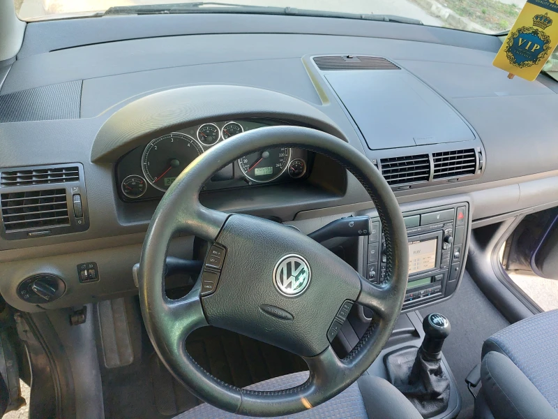 VW Sharan, снимка 9 - Автомобили и джипове - 49180715