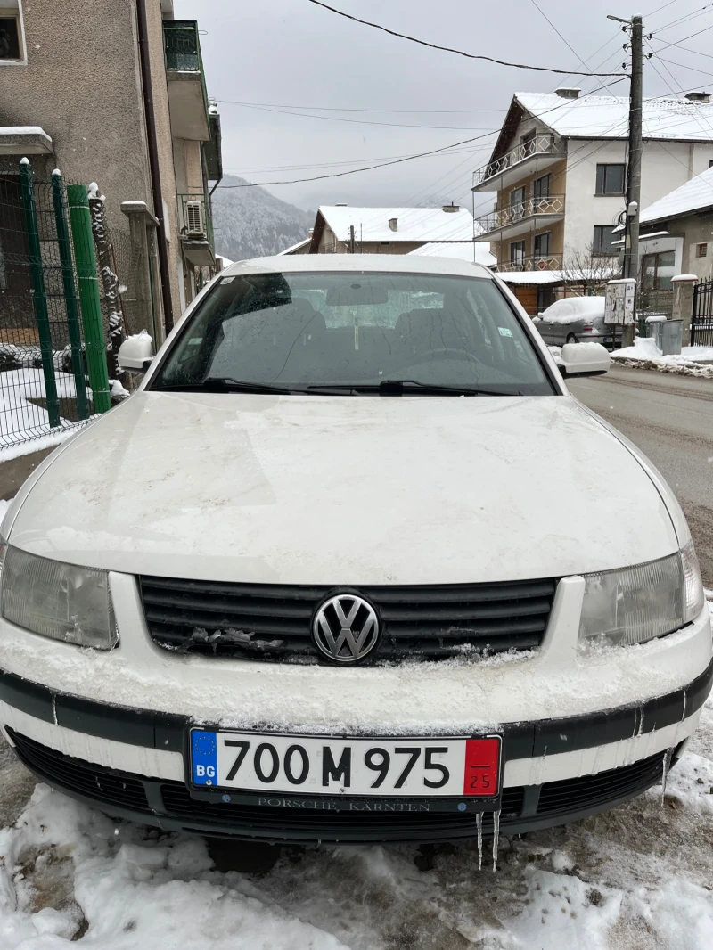 VW Passat, снимка 1 - Автомобили и джипове - 49238246