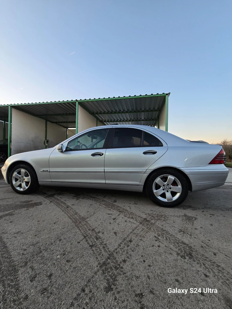 Mercedes-Benz C 220  Mercedes-Benz C220 CDI W203 , снимка 4 - Автомобили и джипове - 49565441