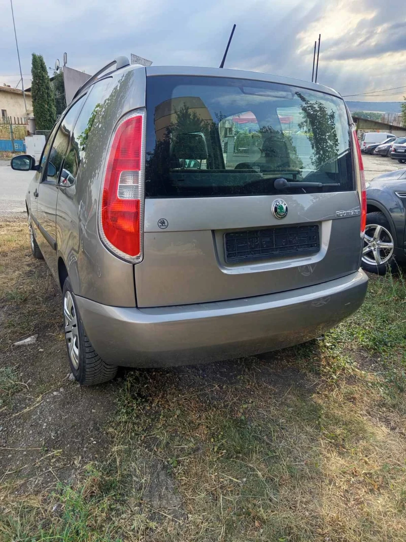 Skoda Roomster 1.6, снимка 8 - Автомобили и джипове - 52572543