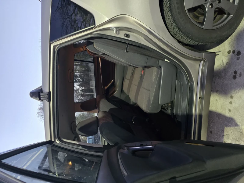 Toyota Verso, снимка 6 - Автомобили и джипове - 52425133