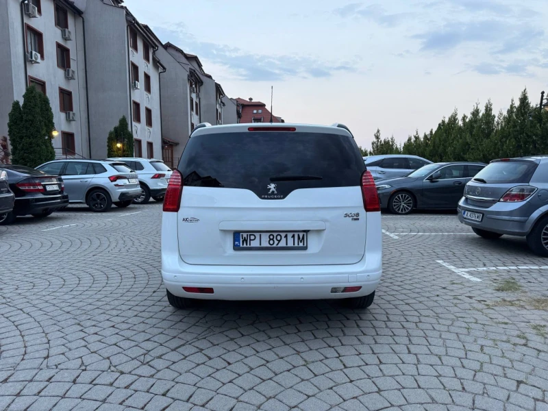 Peugeot 5008, снимка 10 - Автомобили и джипове - 52561279