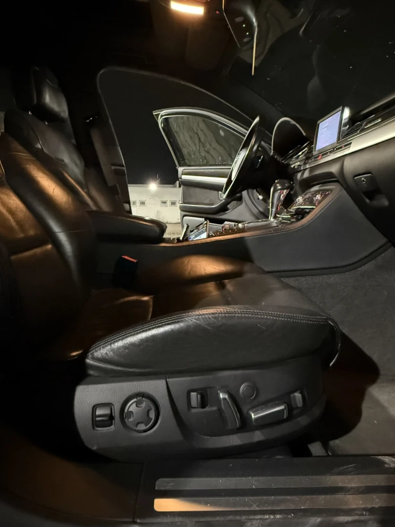 Audi S8, снимка 12 - Автомобили и джипове - 53142765